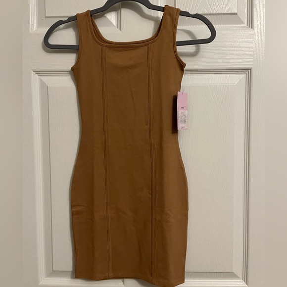 wild fable Dresses & Skirts - Wild Fable Brown Sleeveless Bodycon Mini Dress